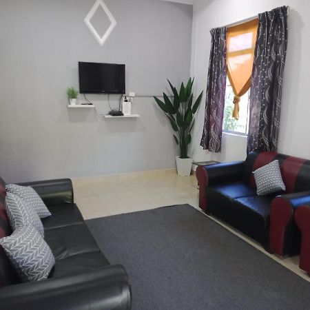 Homestay Tok Abah Kuala Besut Extérieur photo