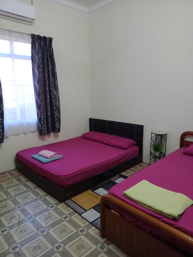 Homestay Tok Abah Kuala Besut Extérieur photo